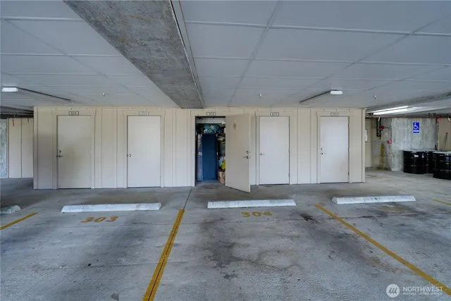 a view of parking area