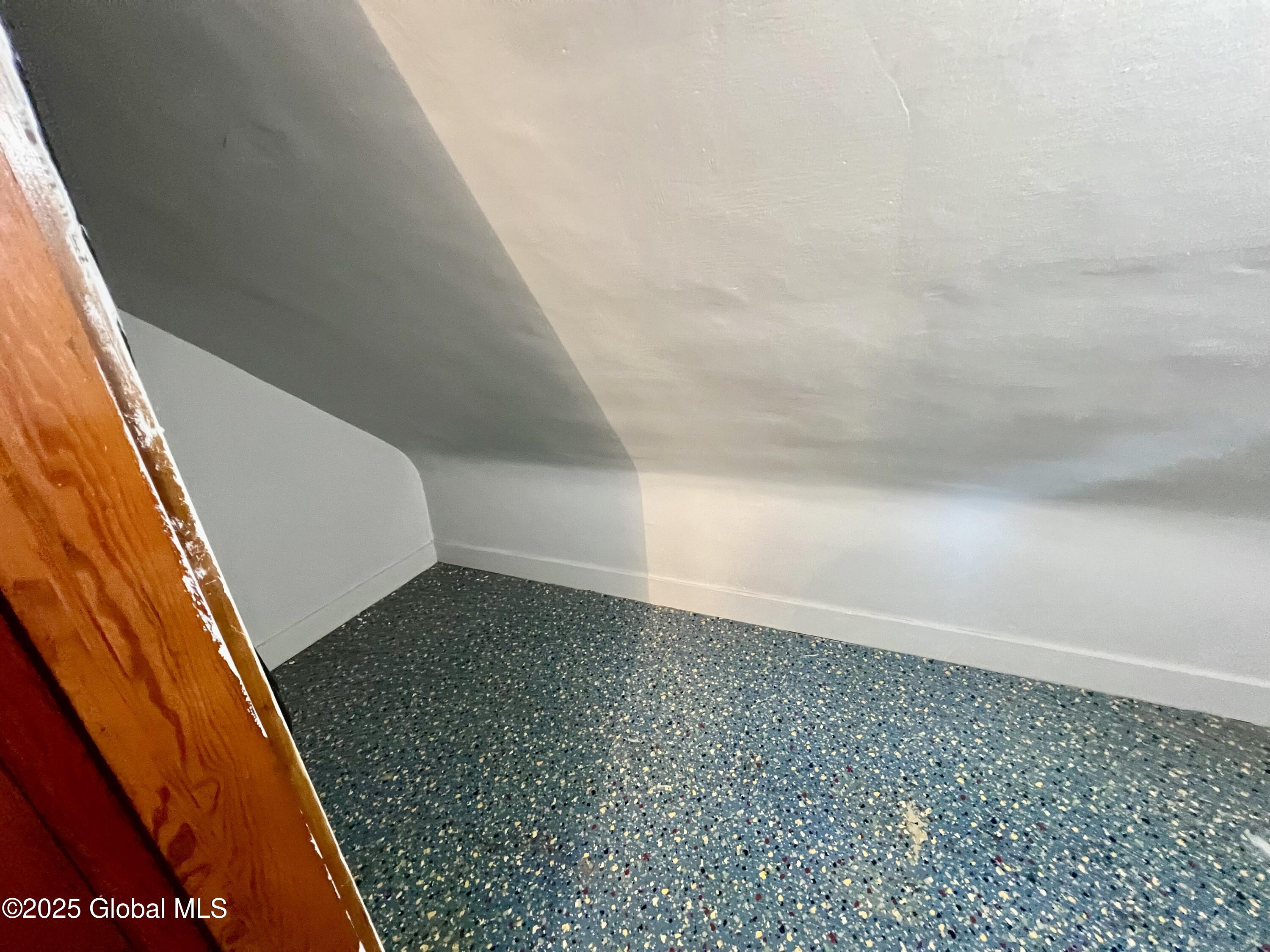 40 Mathias Avenue, Unit UPSTAIRS APARTMENT 2 Amsterdam, NY 12010 - Photo 13 of 15 IMG_2621