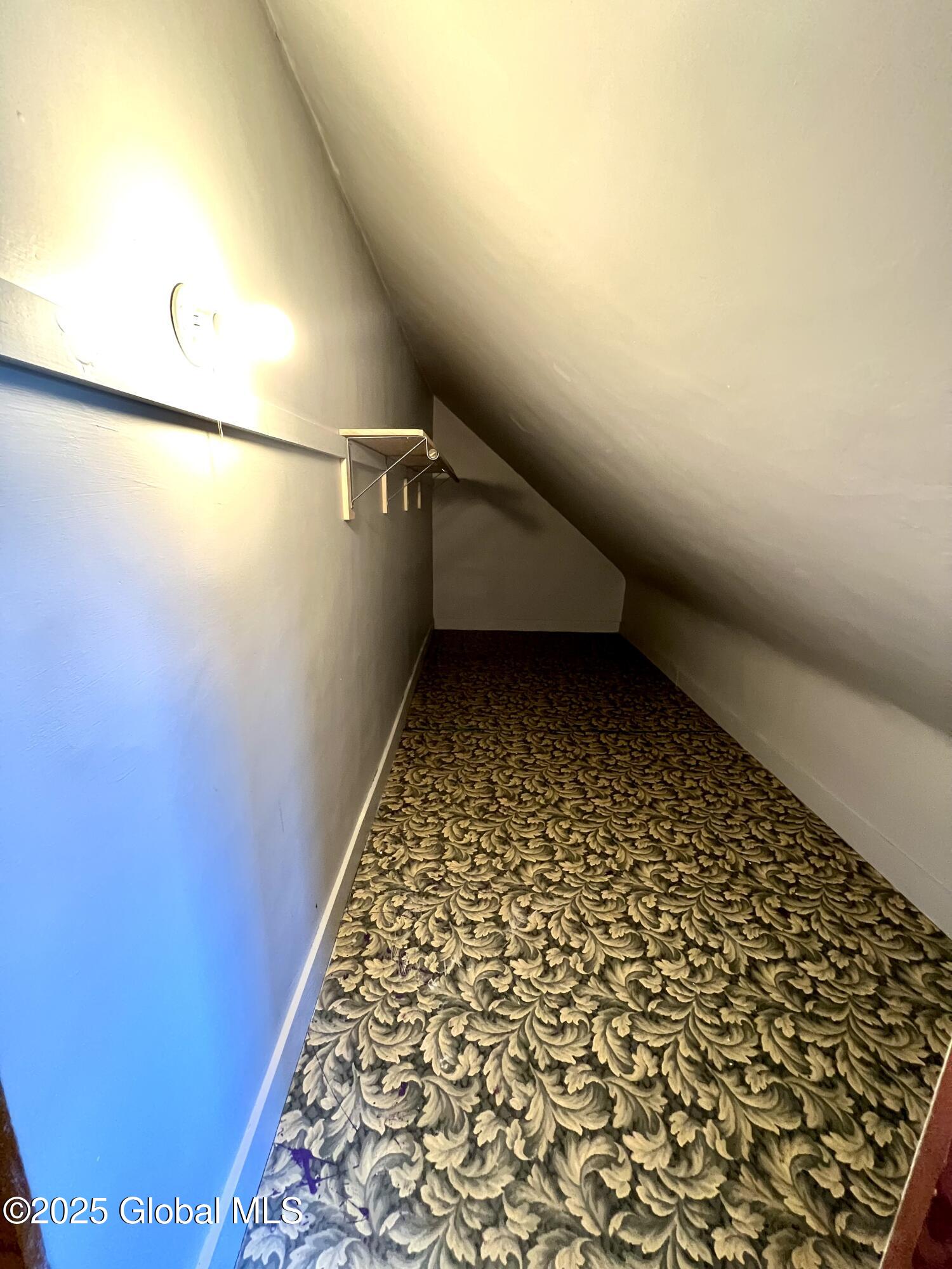 40 Mathias Avenue, Unit UPSTAIRS APARTMENT 2 Amsterdam, NY 12010 - Photo 5 of 15 IMG_2628