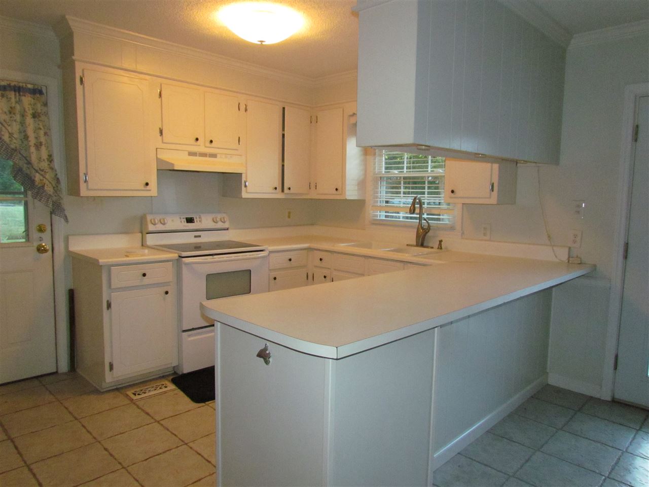 818 Fish Camp Road Chesnee, SC 29323 - Photo 3 of 11