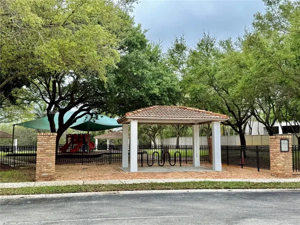 $6,300 | 19909 Southwest 7th Place, Pembroke Pines, FL 33029