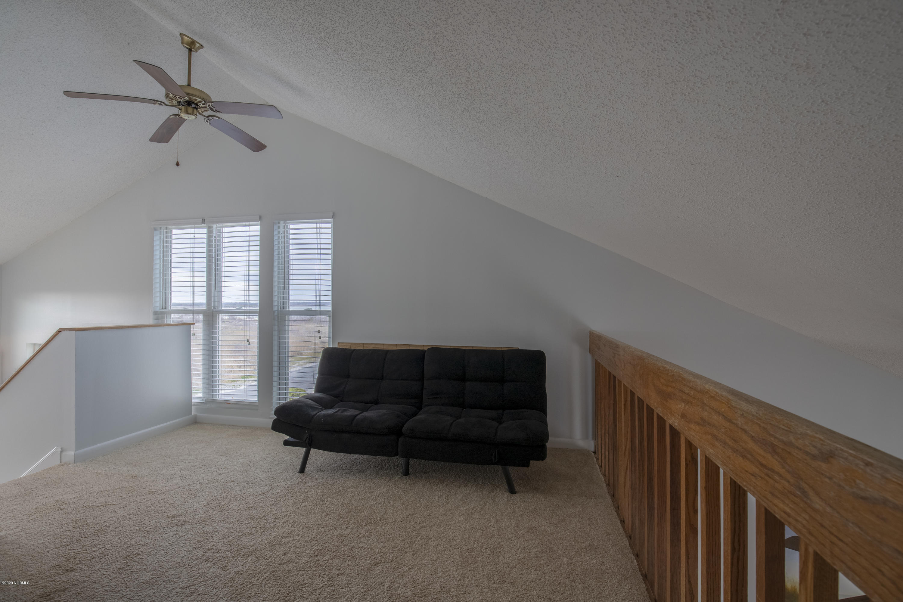 3928 River Road North Topsail Beach, NC 28460 - Photo 16 of 41 2328 River Road - interiors - 2 -HDR