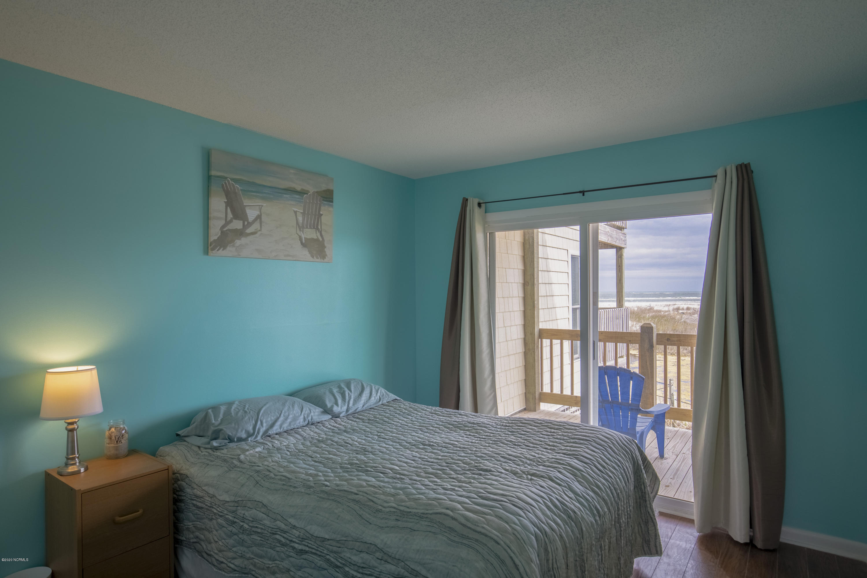 3928 River Road North Topsail Beach, NC 28460 - Photo 18 of 41 2328 River Road - interiors - 19 -HDR