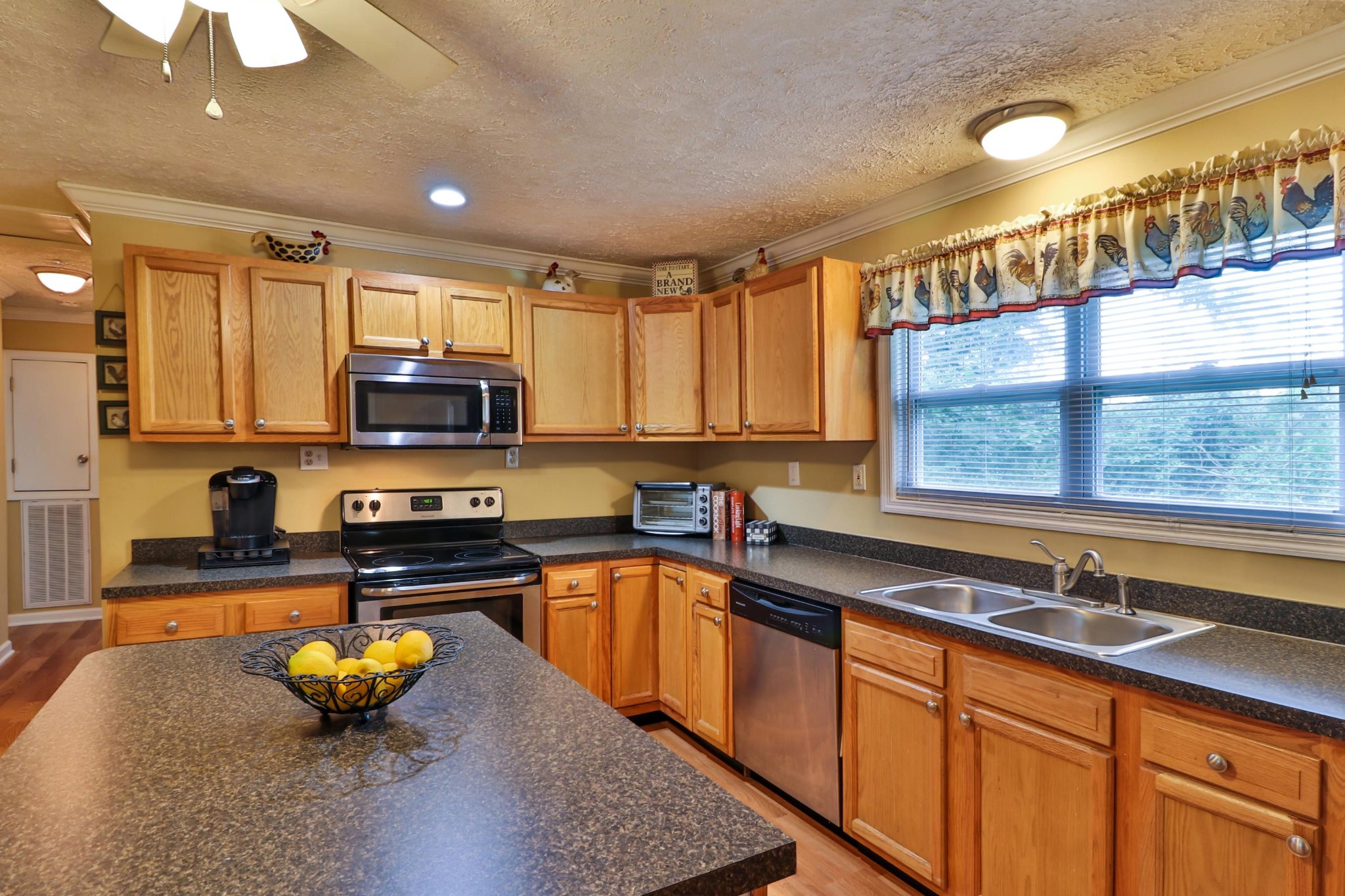100 Ithaca Lane Oak Ridge, TN 37830 - Photo 4 of 25 Gallery Image 4