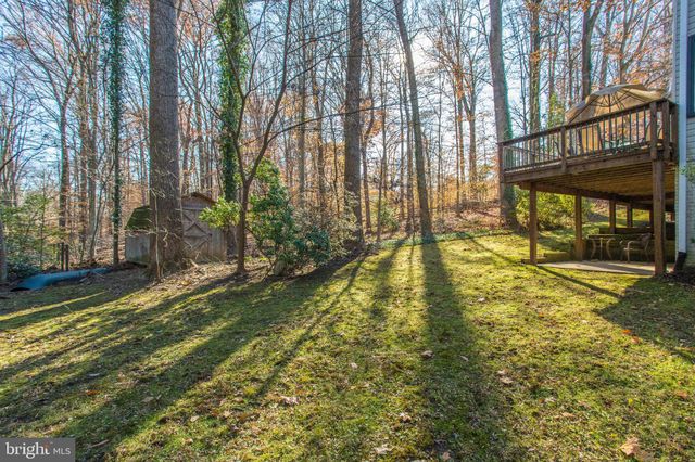 $770,000 | 10005 Whitefield Street, Fairfax, VA 22032