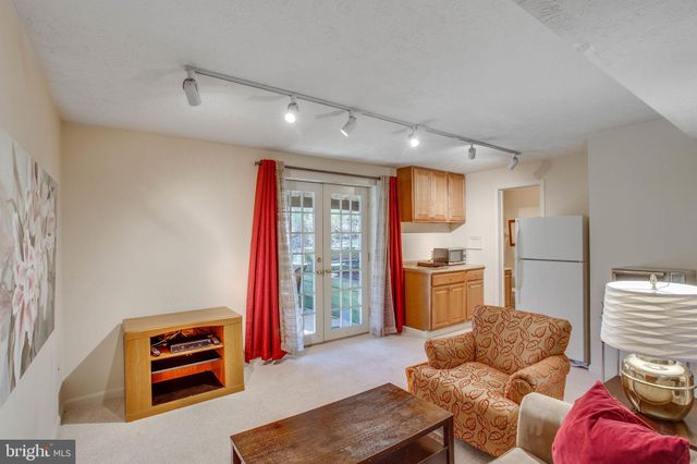 $770,000 | 10005 Whitefield Street, Fairfax, VA 22032