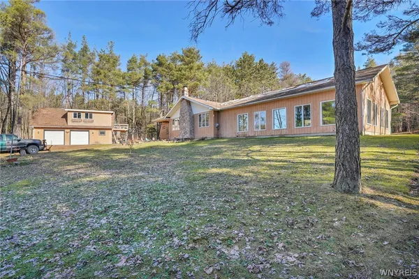 $299,999 | 7780 Irish Hill Road, Ellicottville, NY 14171