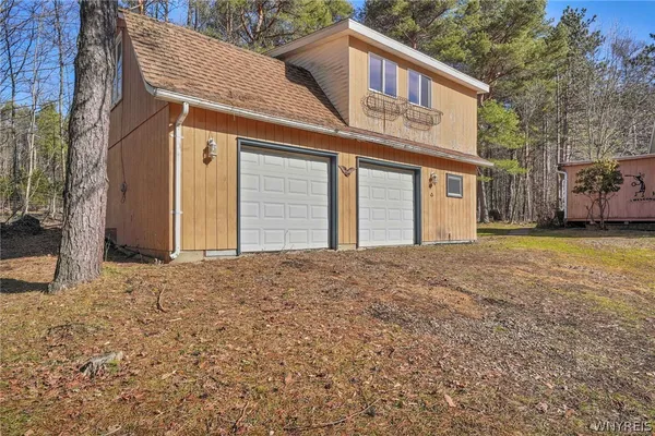 $299,999 | 7780 Irish Hill Road, Ellicottville, NY 14171