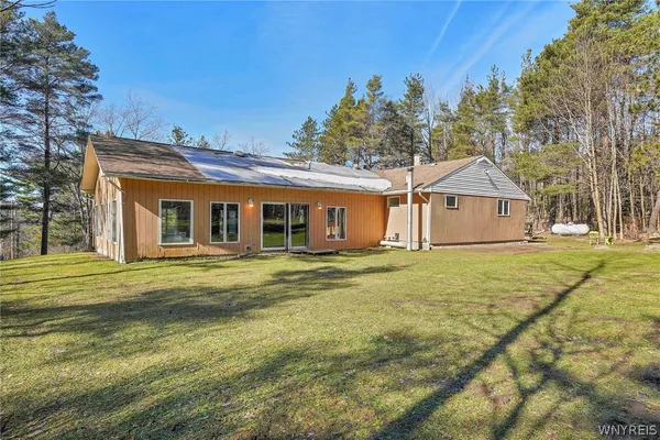 $299,999 | 7780 Irish Hill Road, Ellicottville, NY 14171