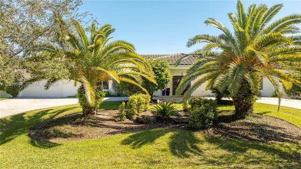 $18,000 | 13303 Southwest 58th Avenue, Unit 13303, Pinecrest, FL 33156