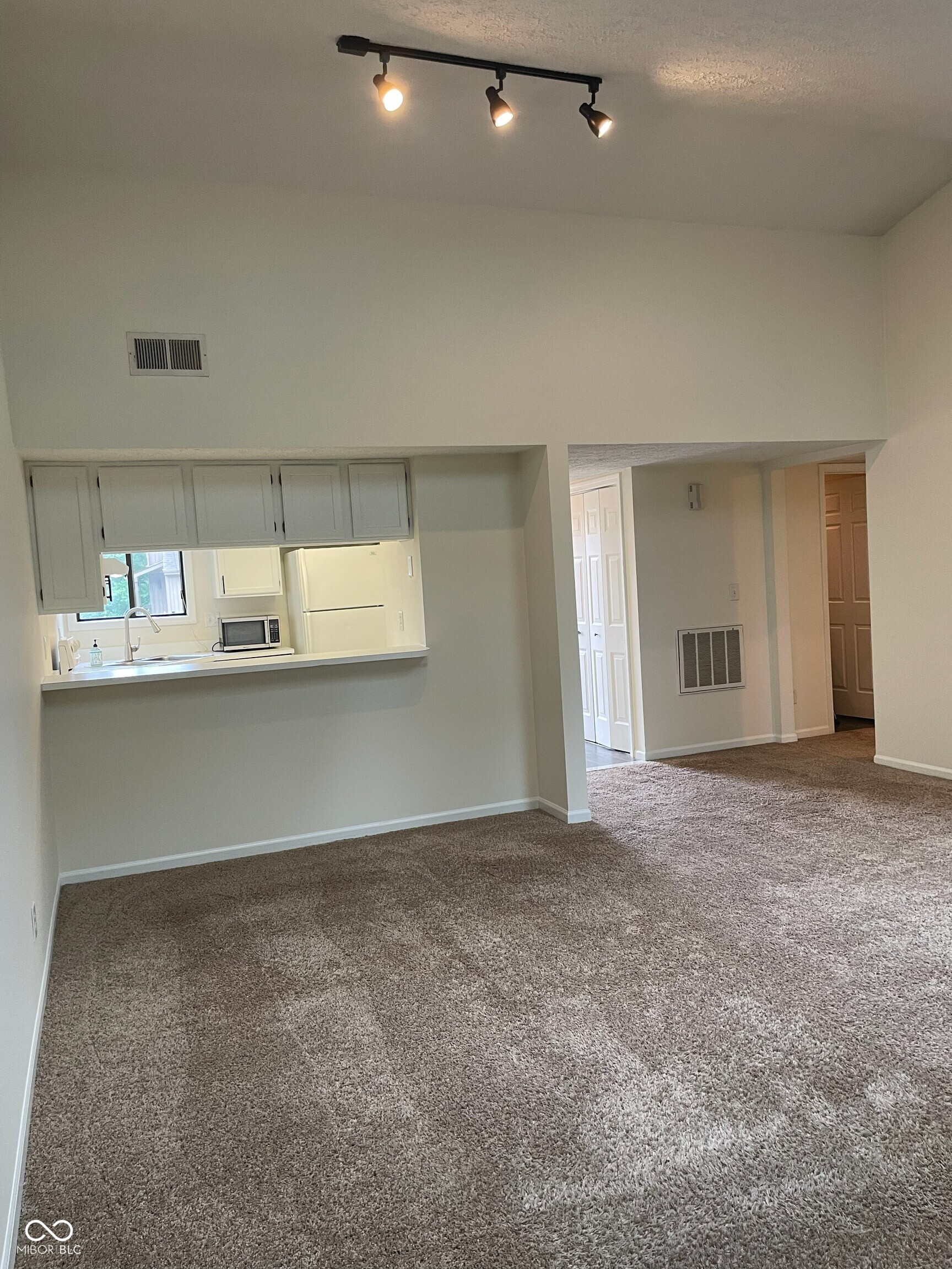 89 Lookout Ridge Drive Columbus, IN 47201 - Photo 7 of 7