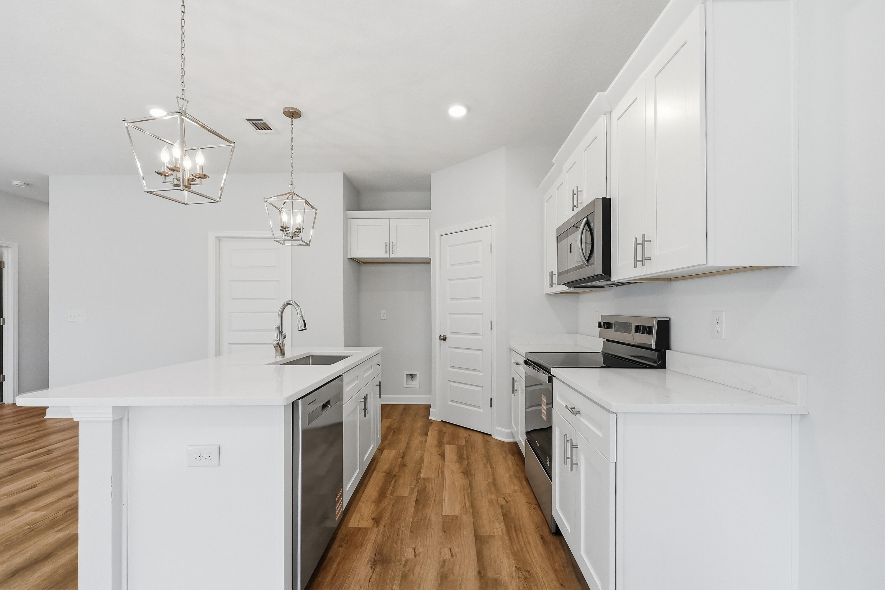 6114 Clover Street Crestview, FL 32539 - Photo 9 of 21 6114 clover st-35