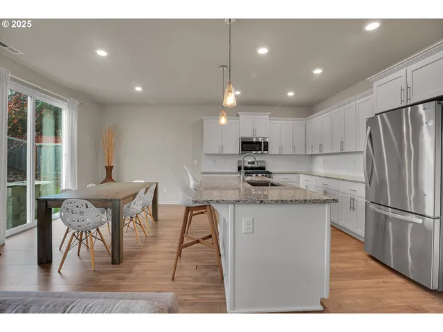 $485,000 | 59621 Emerald Loop, St. Helens, OR 97051