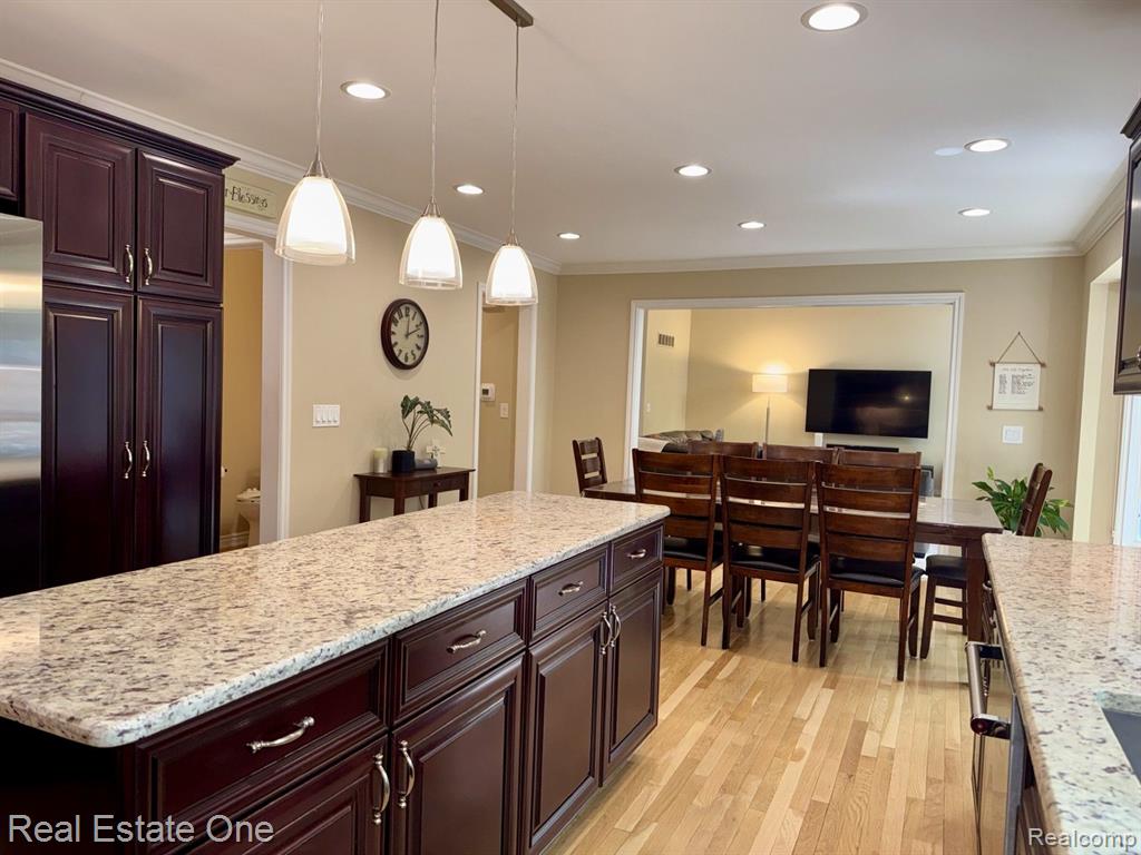 516 Bloomer Ridge Drive Rochester, MI 48307 - Photo 21 of 58