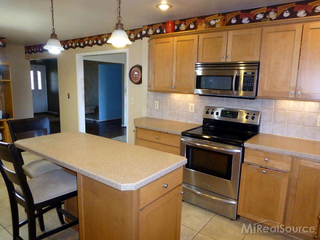 4064 Waterview Drive Utica, MI 48316 - Photo 7 of 24 31188070-6.JPG