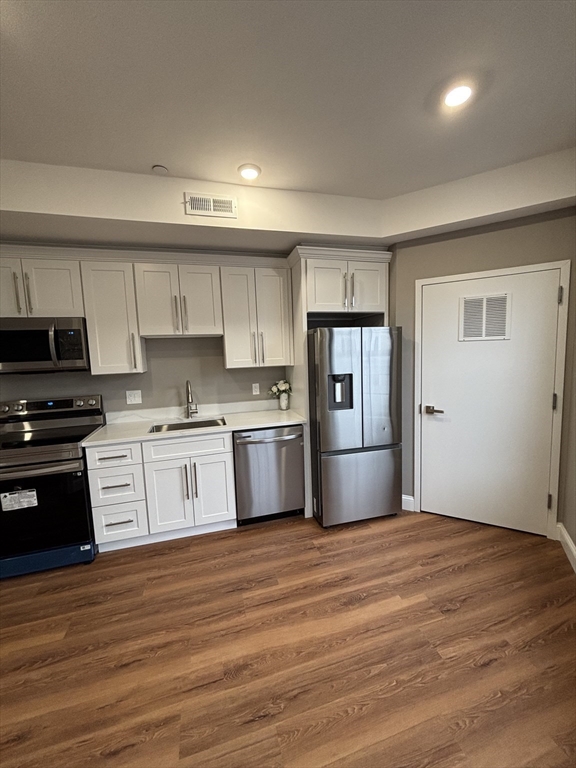 13 Nahant Street, Unit 2D Lynn, MA 01902 - Photo 10 of 26