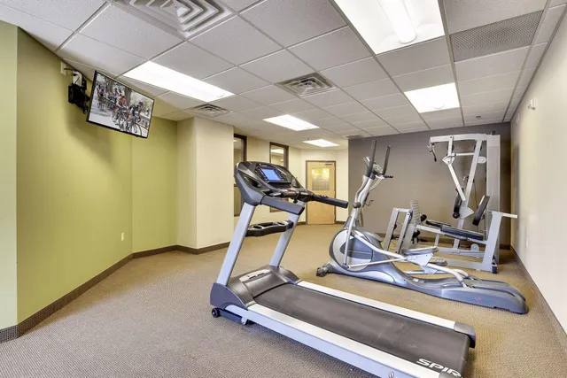 $309,900 | 2900 University Avenue Southeast, Unit 208, Minneapolis, MN 55414