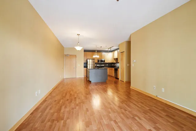 $309,900 | 2900 University Avenue Southeast, Unit 208, Minneapolis, MN 55414