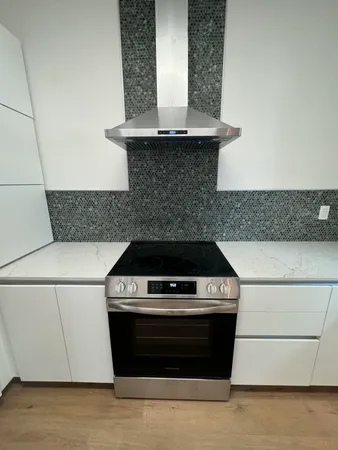 $3,200 | 795 Highland Drive, West Palm Beach, FL 33405