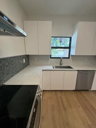 $3,200 | 795 Highland Drive, West Palm Beach, FL 33405