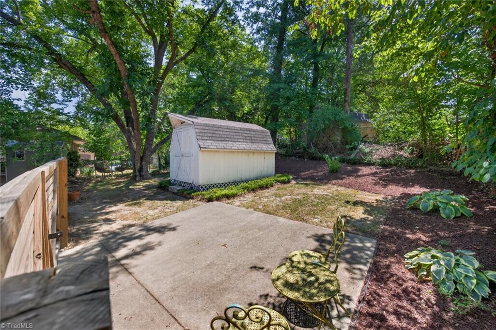 215 South Lindell Road Greensboro, NC 27403 - Photo 28 of 29