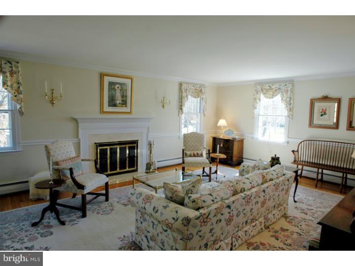155 Ladderback Lane Devon, PA 19333 - Photo 11 of 24 Living Room