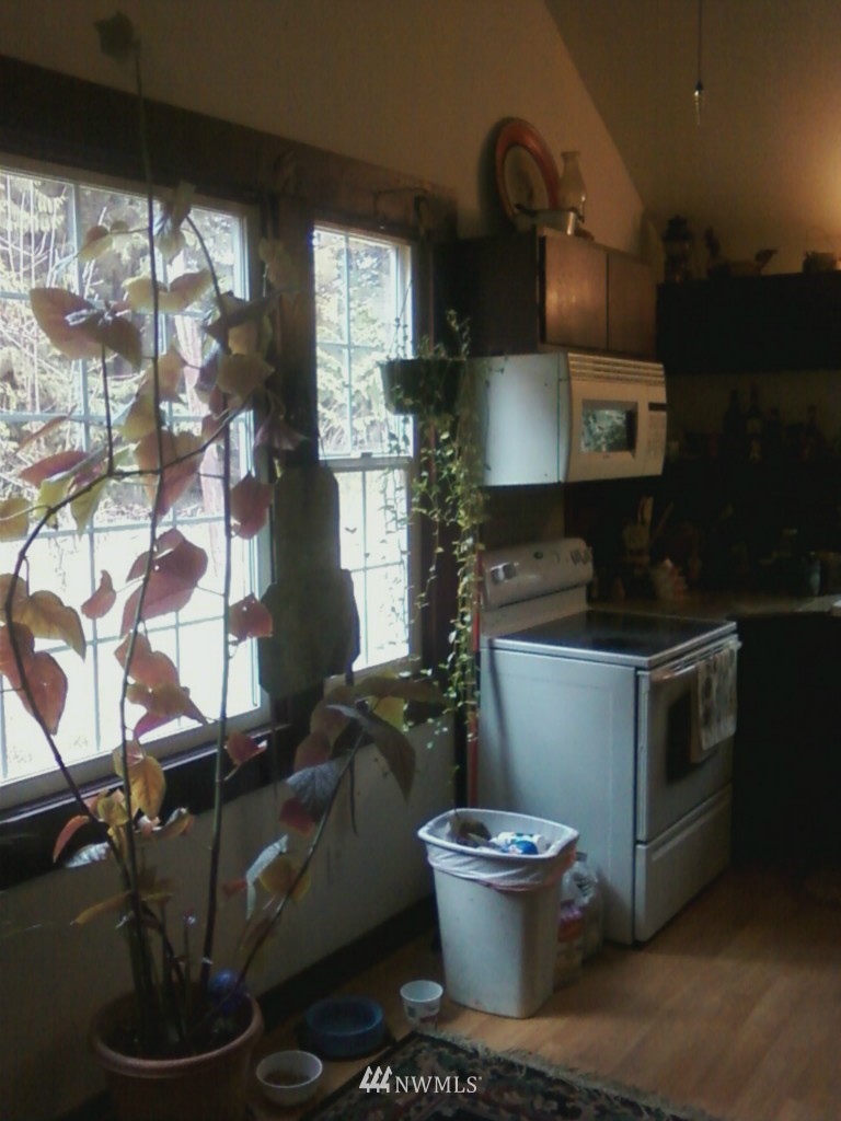 42 Bay Berry Road Hoquiam, WA 98550 - Photo 4 of 19 Gallery Image 4