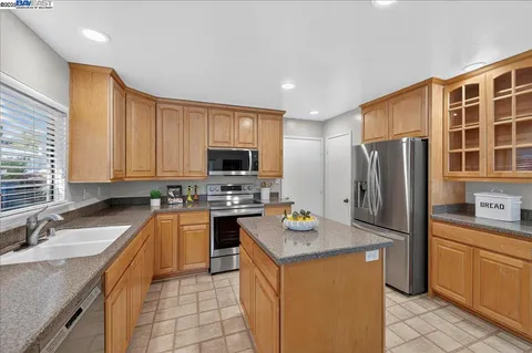 $1,500,000 | 5550 Black Avenue, Pleasanton, CA 94566