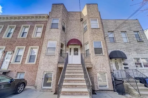 $2,950 | 295 New York Avenue, Unit 1L, Jersey City, NJ 07307