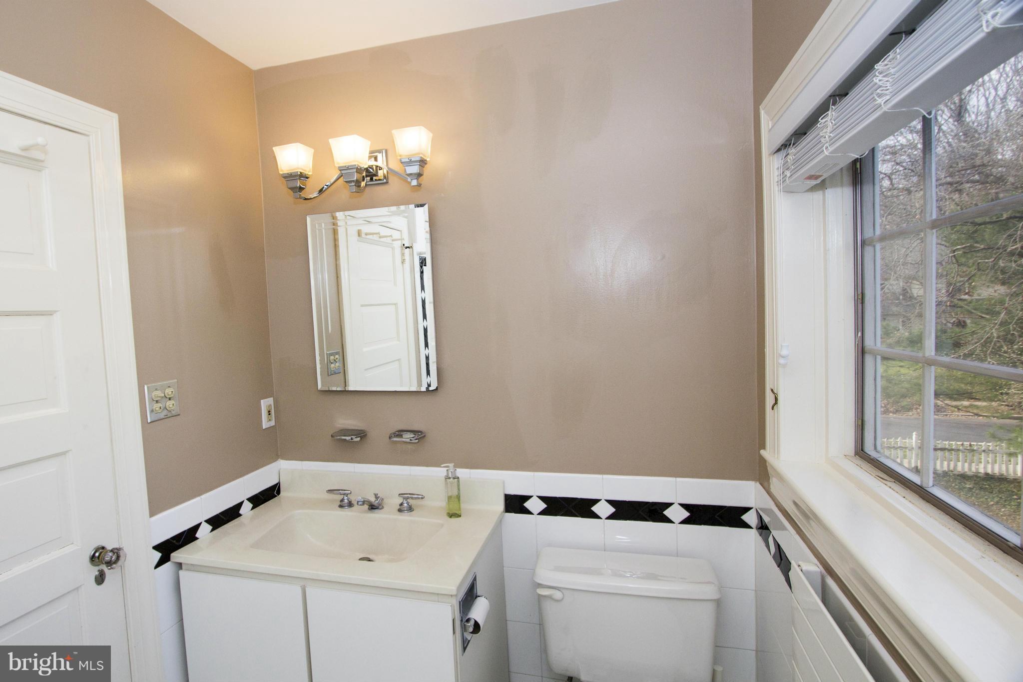 5219 Goddard Road Bethesda, MD 20814 - Photo 14 of 30 Stylish Bathroom