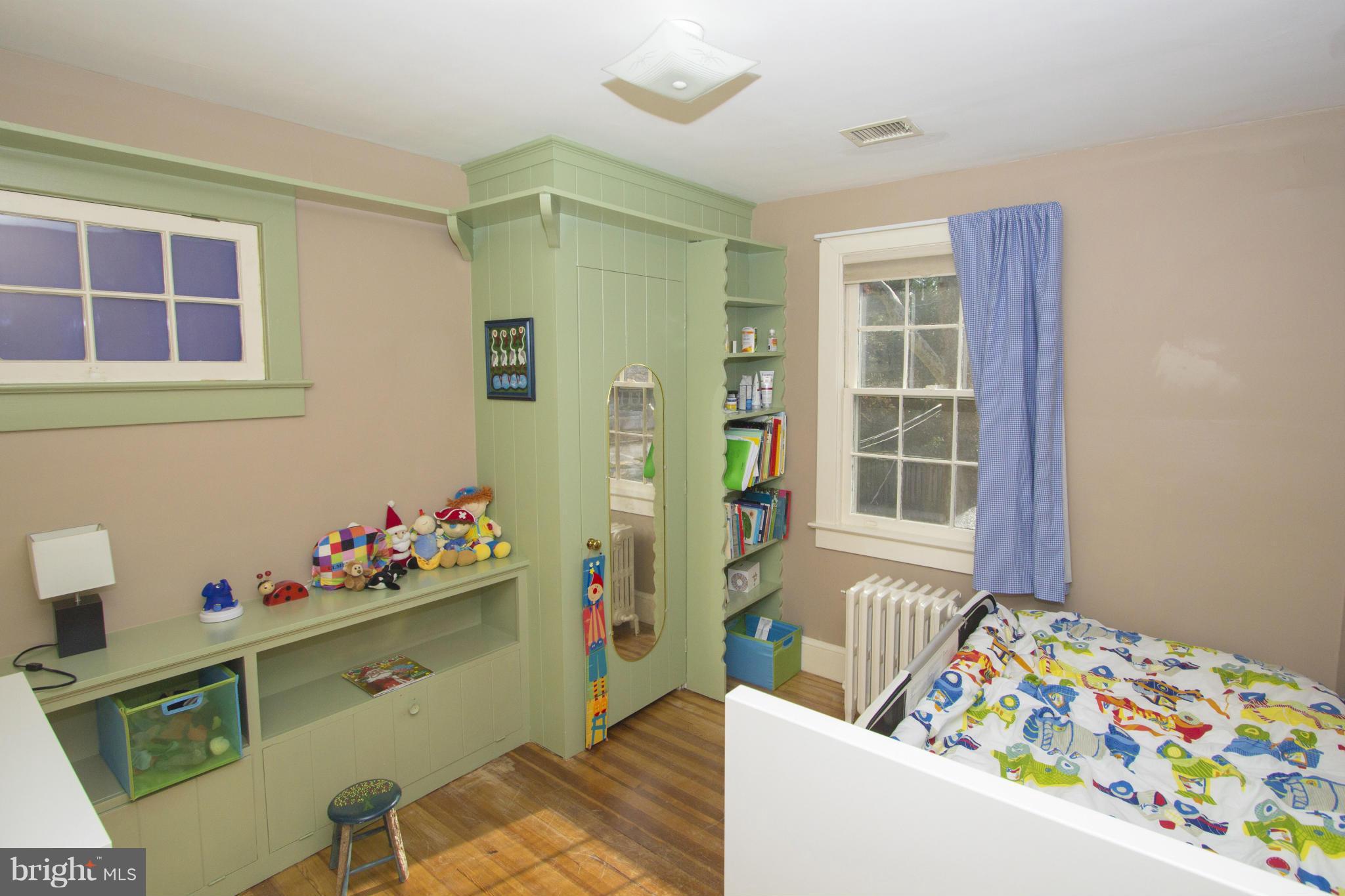 5219 Goddard Road Bethesda, MD 20814 - Photo 17 of 30 4th Bedroom