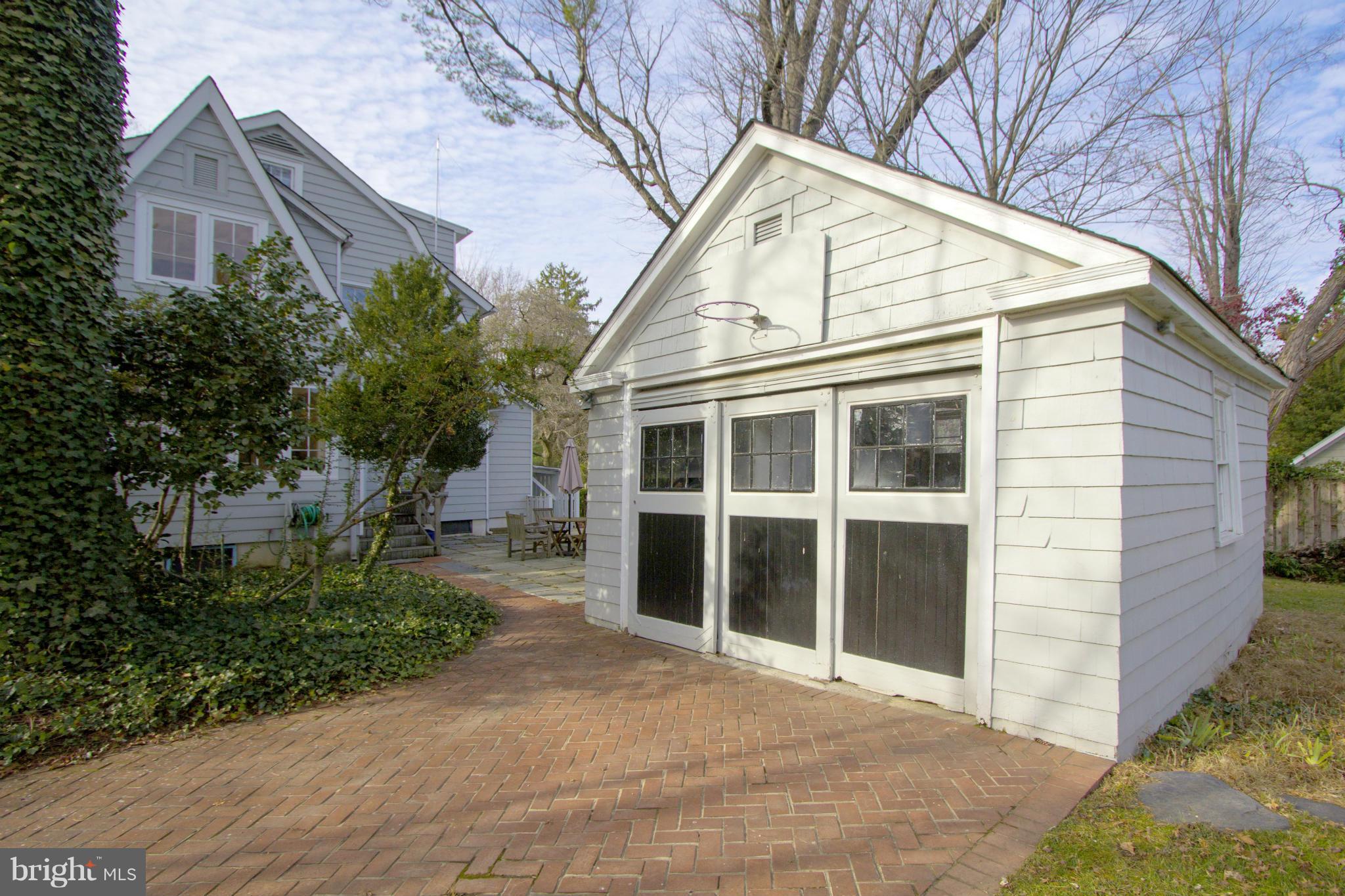5219 Goddard Road Bethesda, MD 20814 - Photo 24 of 30 Quaint Garage