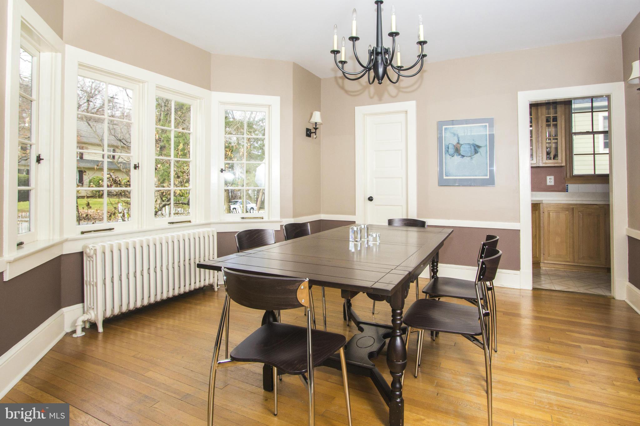 5219 Goddard Road Bethesda, MD 20814 - Photo 4 of 30 Separate Dining Area