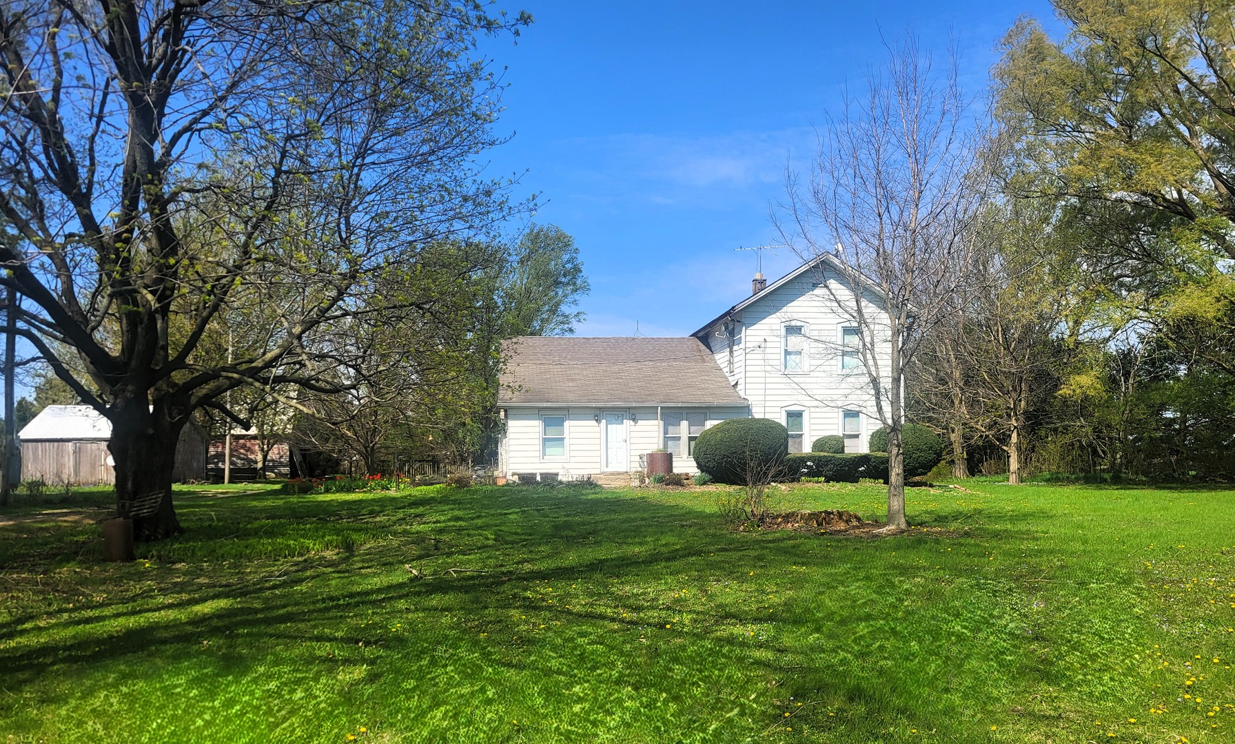 1787 Middlebury Road Ashton, IL 61006 - Photo 1 of 4 Gallery Image 1