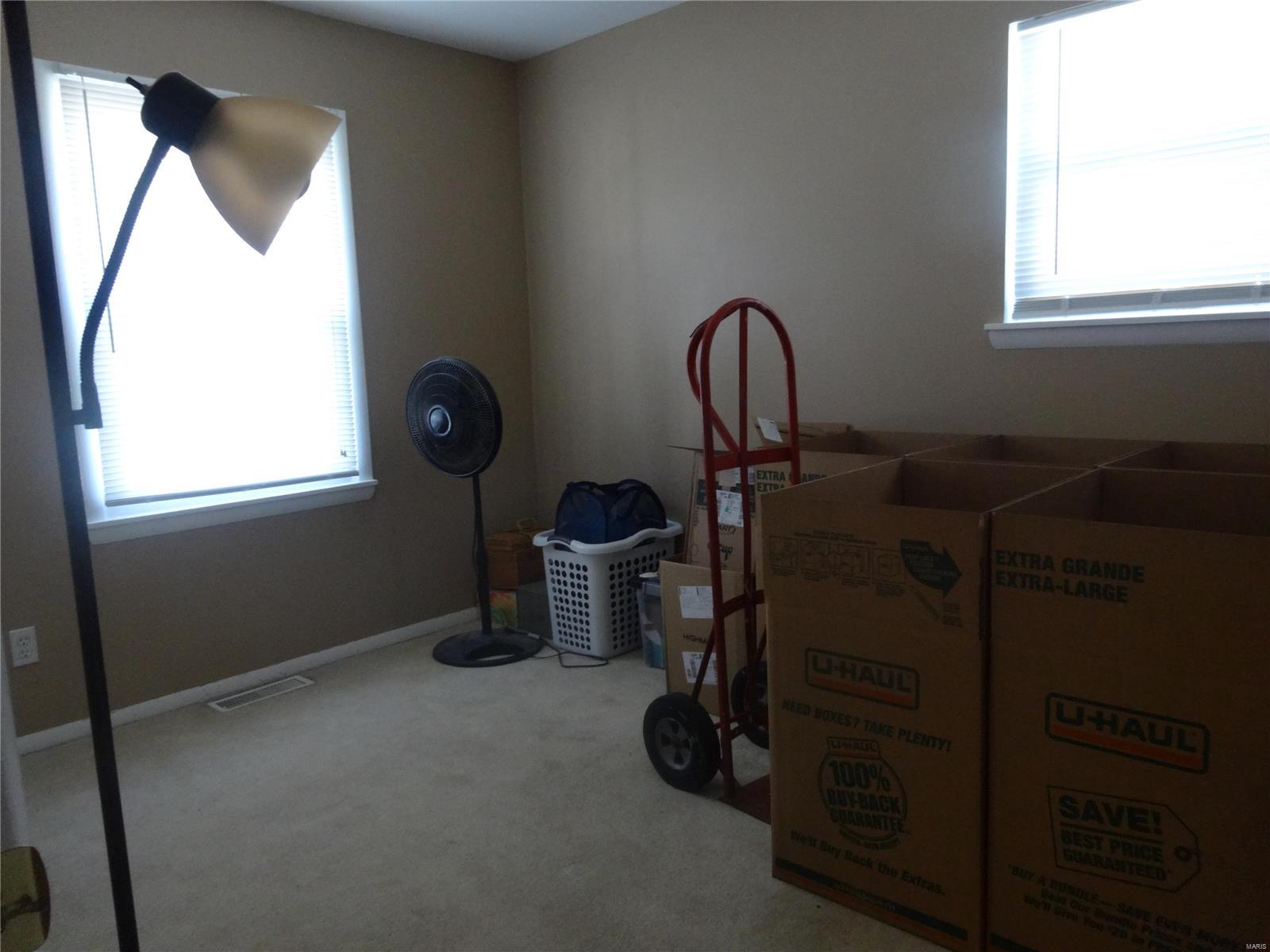 7260 Howdershell Road Hazelwood, MO 63042 - Photo 13 of 20 Gallery Image 13