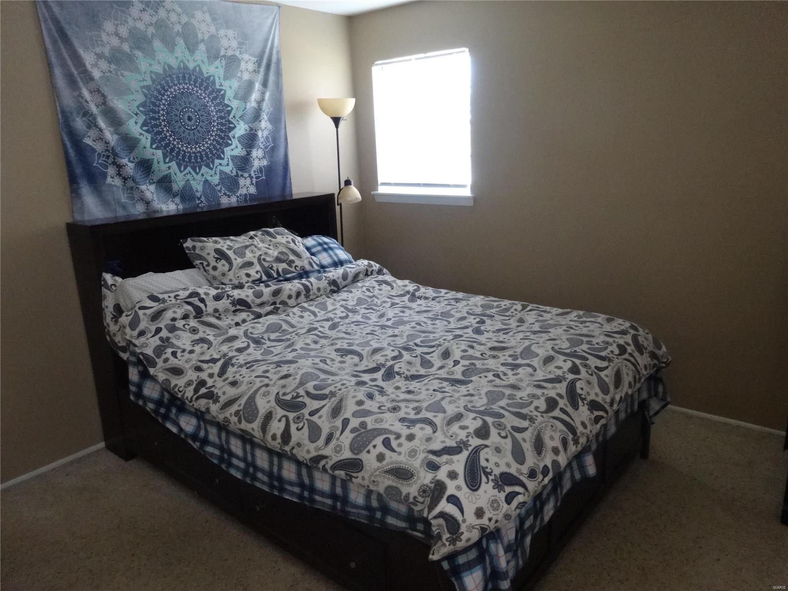 7260 Howdershell Road Hazelwood, MO 63042 - Photo 10 of 20 Gallery Image 10