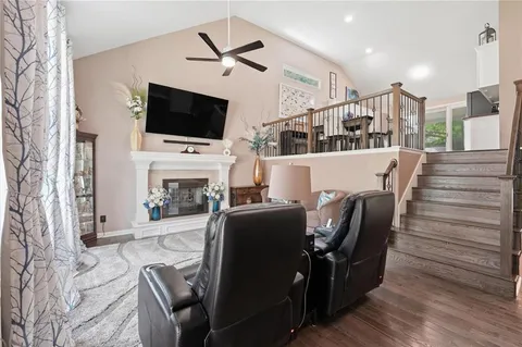 $450,000 | 5900 Meadowsweet Lane, Shawnee, KS 66226