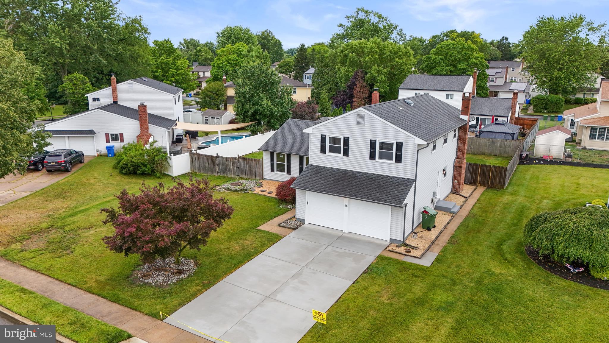 14 Stonebridge Road Cherry Hill, NJ 08003 - Photo 3 of 38