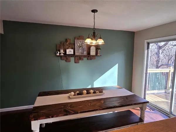 $324,999 | 141 Southeast 611th Road, Warrensburg, MO 64093