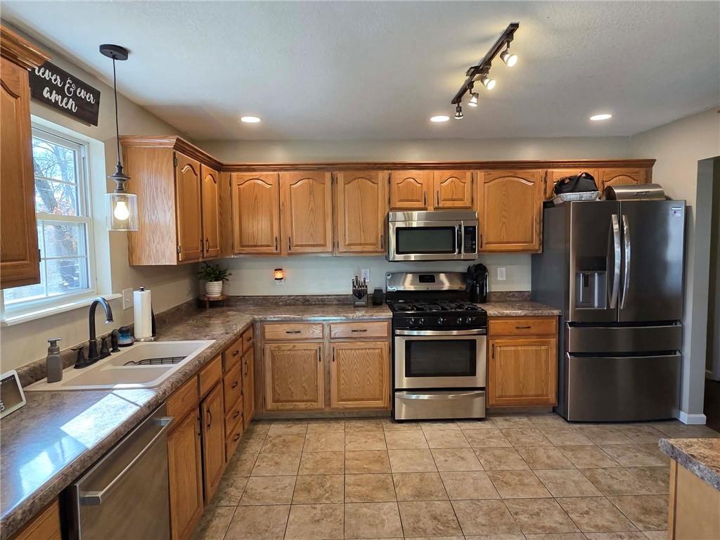 141 Southeast 611th Road Warrensburg, MO 64093 - Photo 8 of 31