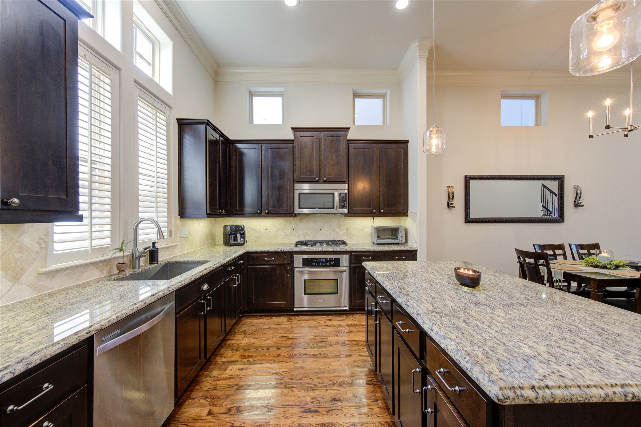 411 West 17th Street, Unit B Houston, TX 77008 - Photo 20 of 50
