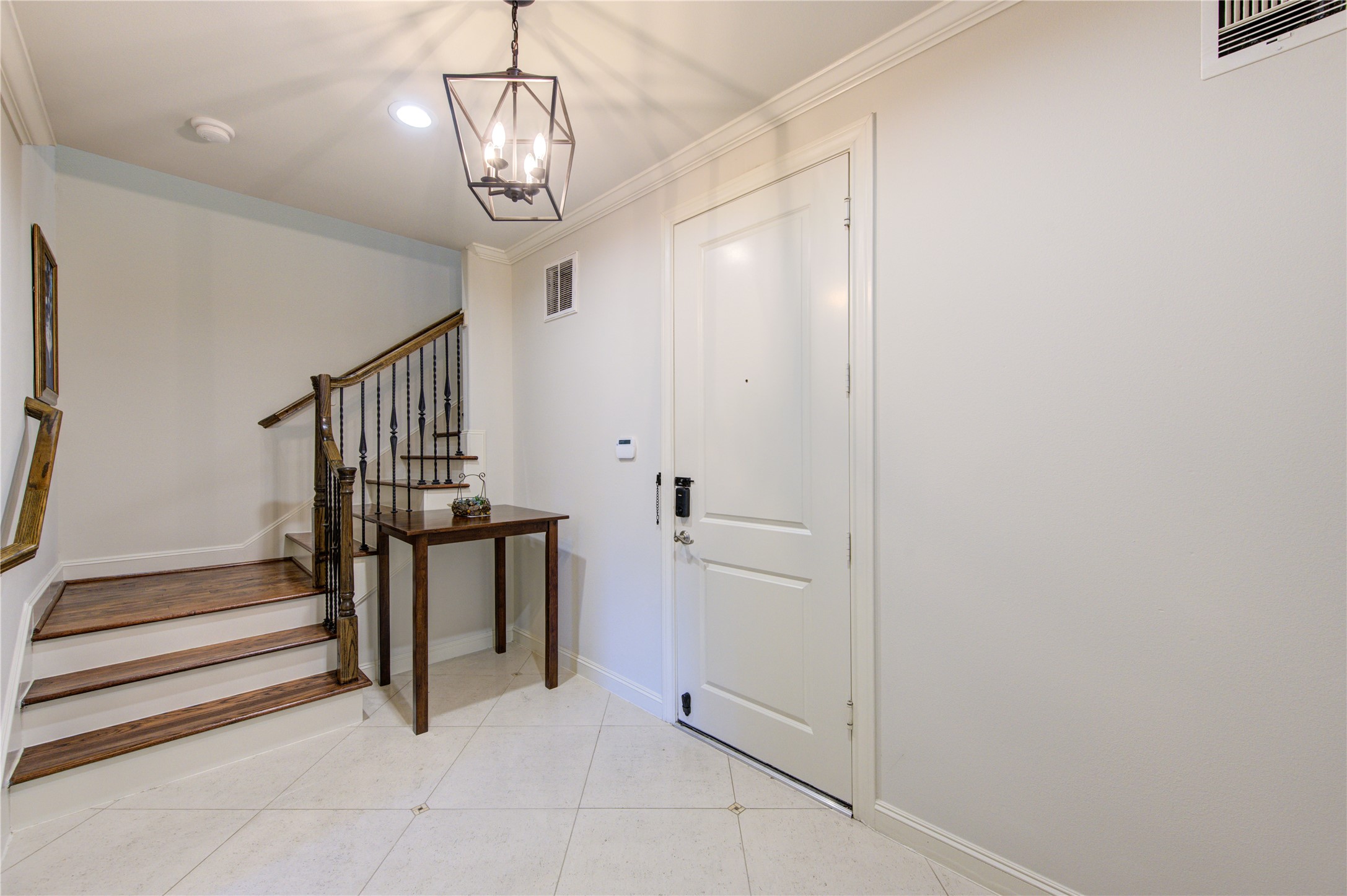 411 West 17th Street, Unit B Houston, TX 77008 - Photo 9 of 50