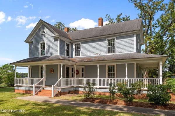 $169,900 | 18981 Highway 264, Pinetown, NC 27865