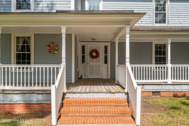 $215,000 | 18981 Highway 264, Pinetown, NC 27865