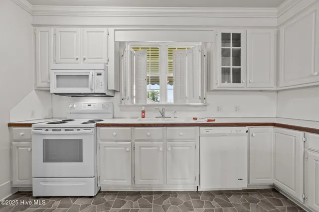 $215,000 | 18981 Highway 264, Pinetown, NC 27865