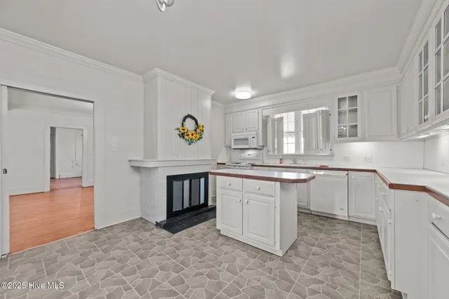 $215,000 | 18981 Highway 264, Pinetown, NC 27865