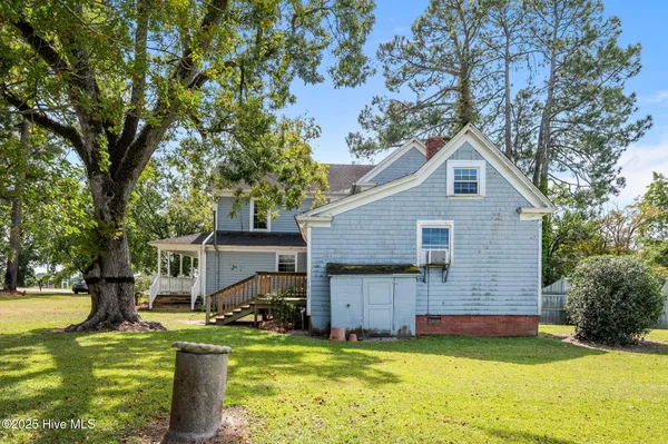 $169,900 | 18981 Highway 264, Pinetown, NC 27865