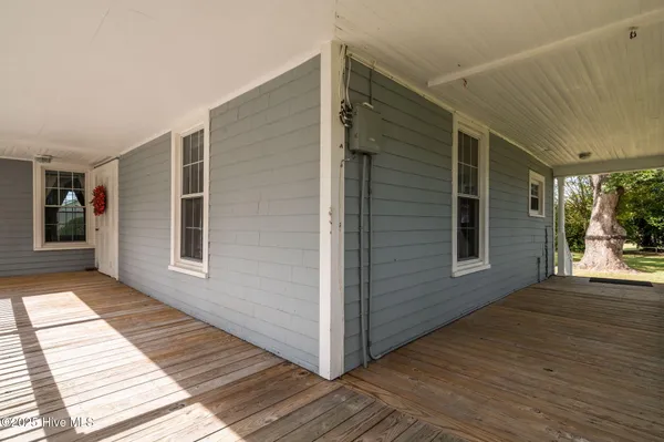 $169,900 | 18981 Highway 264, Pinetown, NC 27865