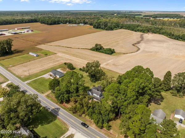 $169,900 | 18981 Highway 264, Pinetown, NC 27865