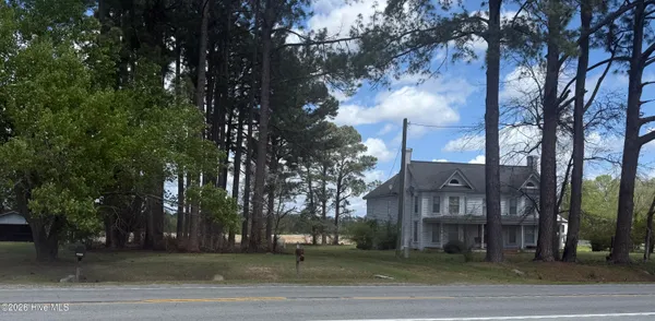 $169,900 | 18981 Highway 264, Pinetown, NC 27865